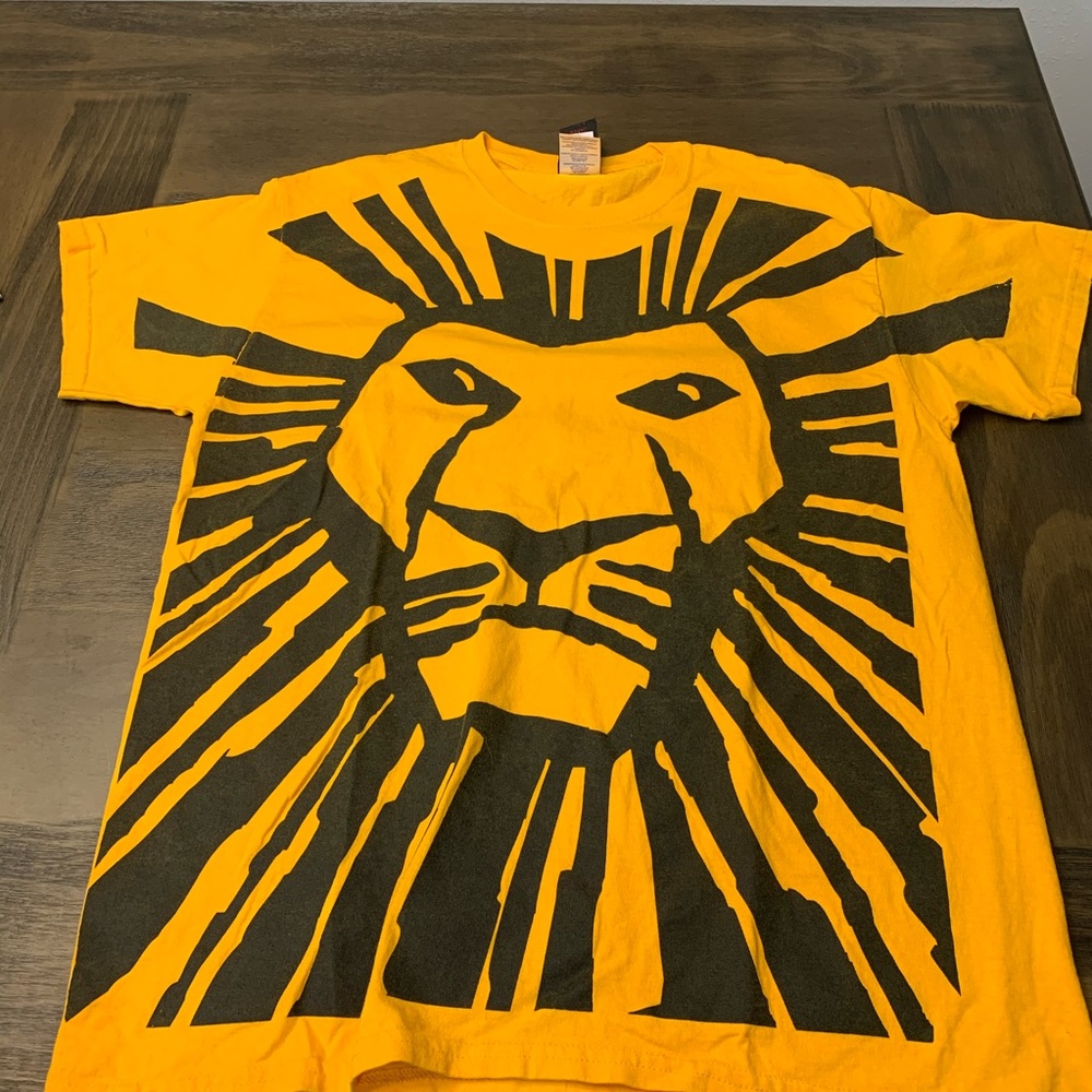 Vintage lion king all over print Disney large tee